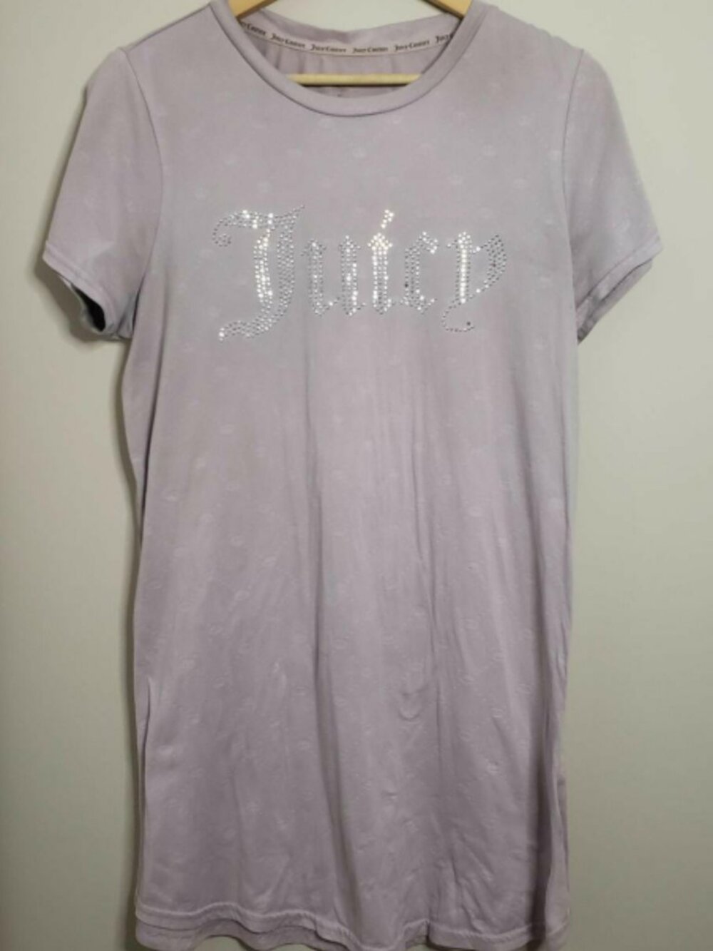 Juicy Couture light purple short sleeved T-shirt
